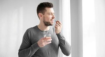 vyras vartoja vaistus prostatitui gydyti